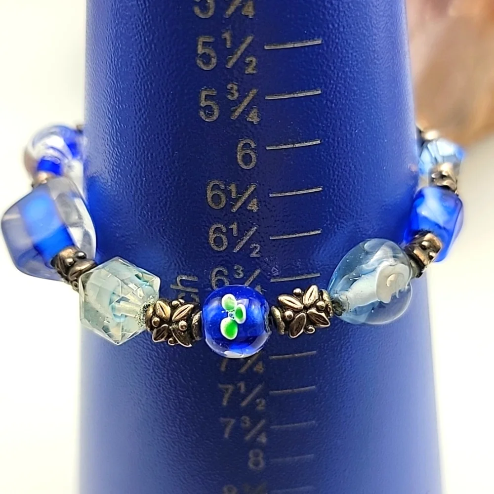 Elegant Deep Blue Art Wedding Cake Glass Crystal Beaded Silver Tone Bracelet